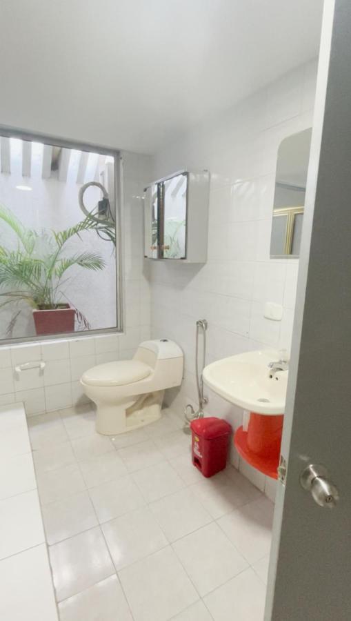 Mondieu Hostel Barranquilla  Eksteriør billede